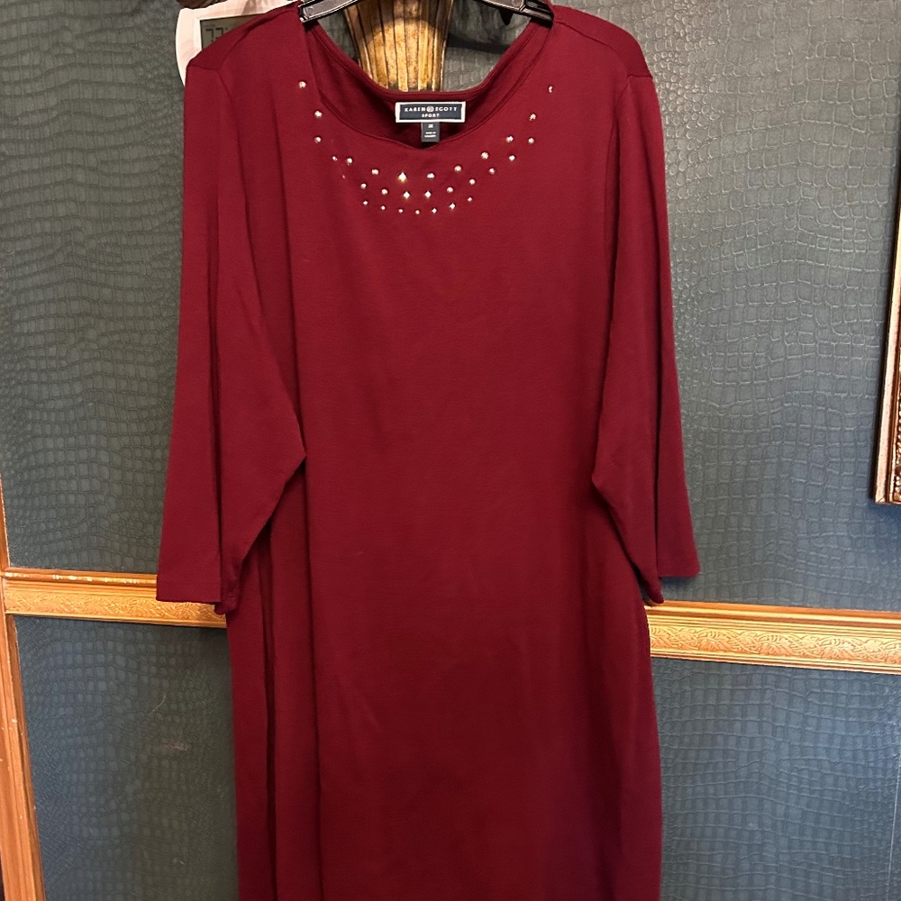 NEW PLUS SIZE  dress 3X  from Macy's silver accents   3/4 sleeves